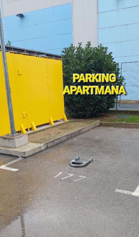 Apartman Urban & 4 Ζάγκρεμπ Εξωτερικό φωτογραφία